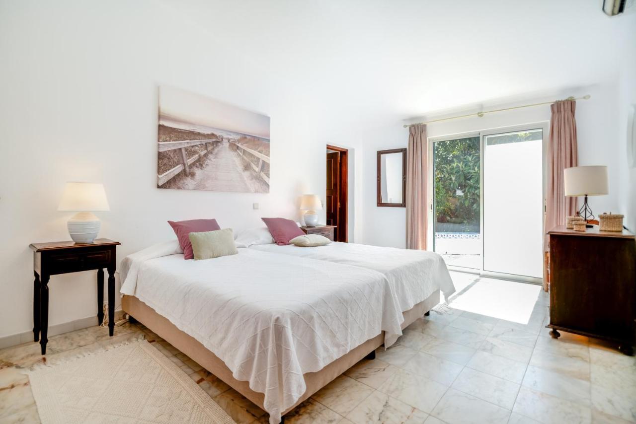 Traditional 3 Bedroom Villa With Great Pool In The Heart Of Vale Do Lobo Εξωτερικό φωτογραφία